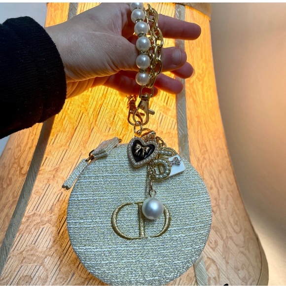 Dior - Picture 9 of 14